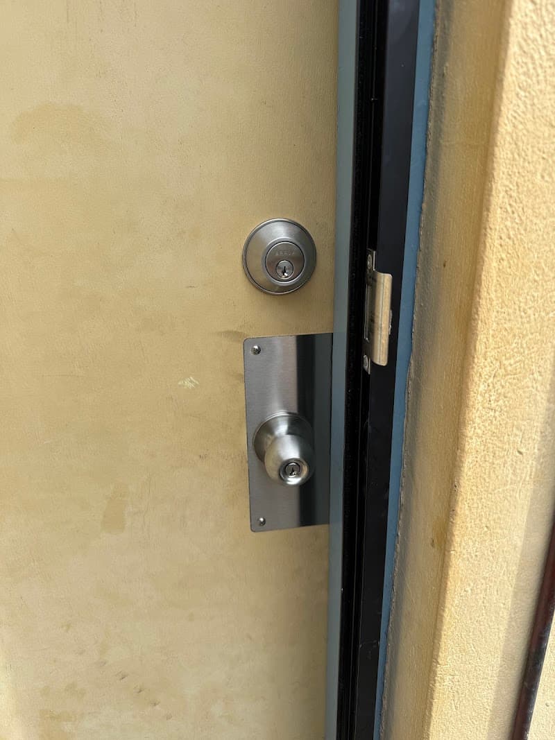 Grace Locksmiths locksmith work in Manoora