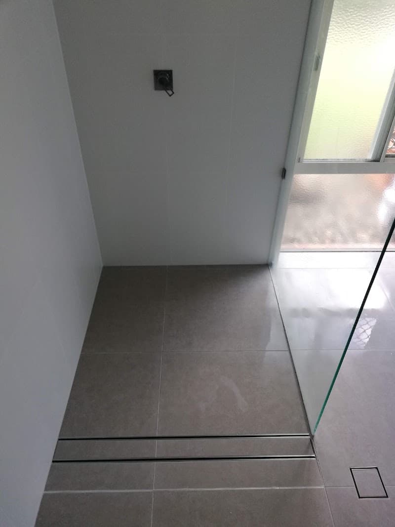 Graveson Tiling tiling work in Capalaba