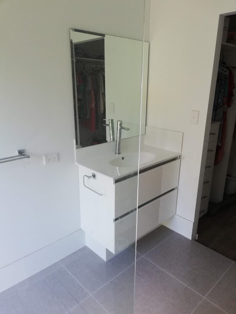 Graveson Tiling tiling work in Capalaba