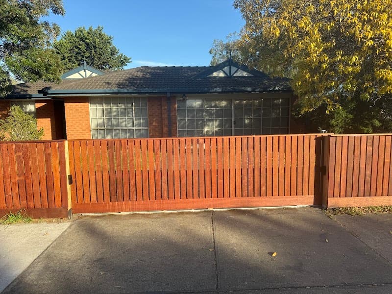 Grays Fences & Gates fencing work in Moolap