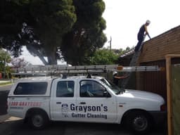 Grayson's Gutter Cleaning