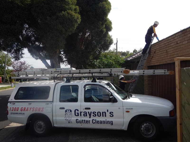 Grayson's Gutter Cleaning gutter cleaning work in Box Hill North