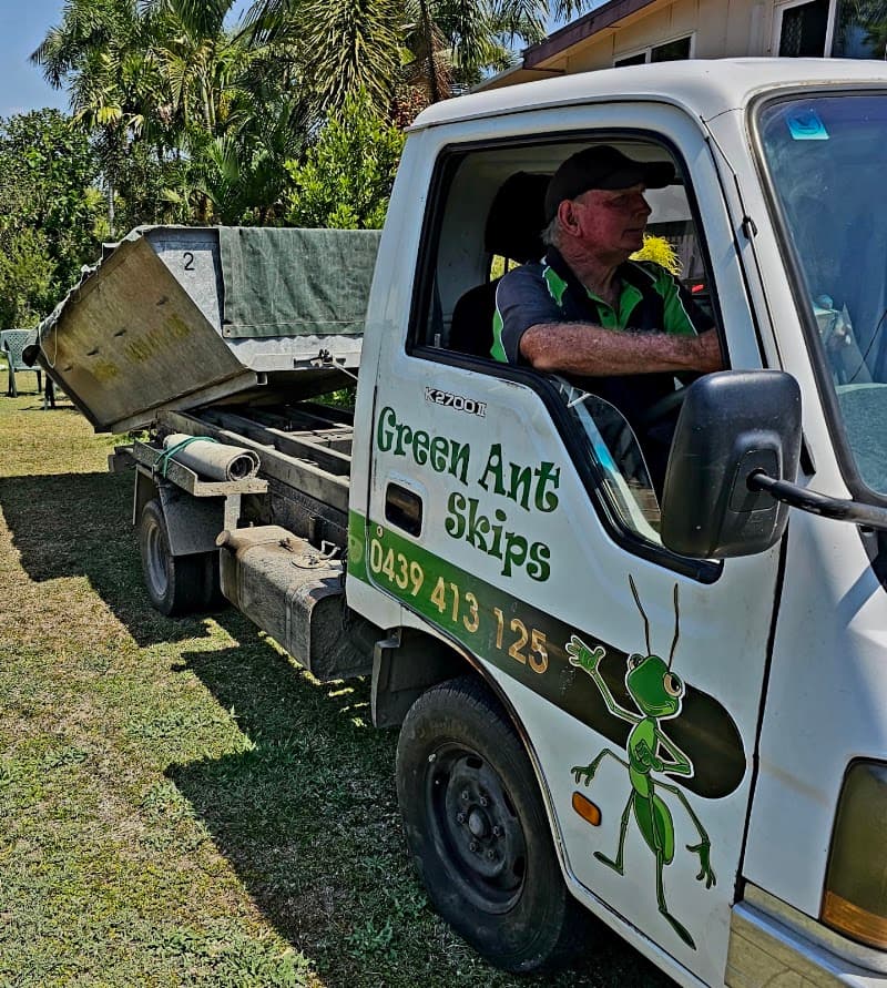 Green Ant Skips rubbish removal work in Bohle