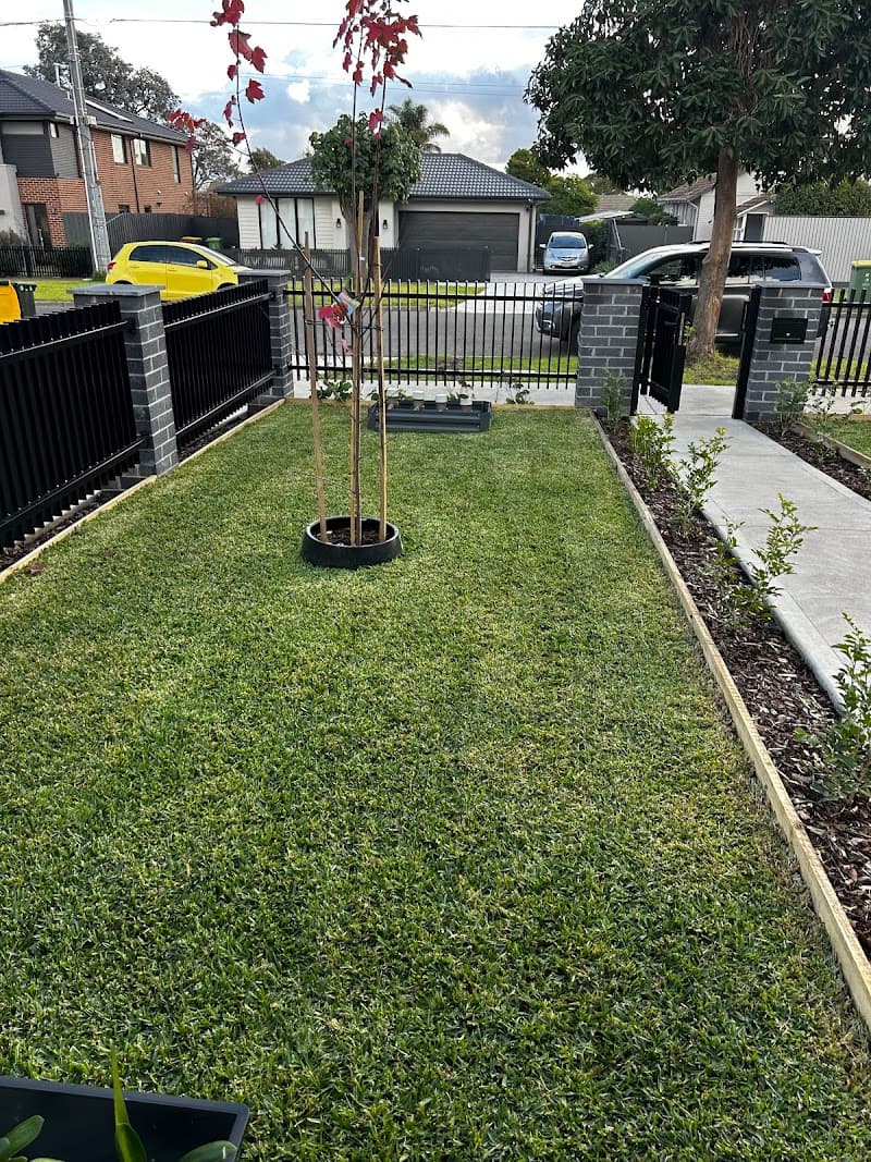 Green Edge Garden Care lawn care work in Camberwell