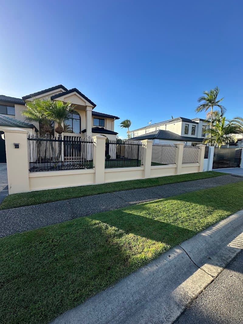 Green Edge Gardening Gold Coast gardening work in Merrimac