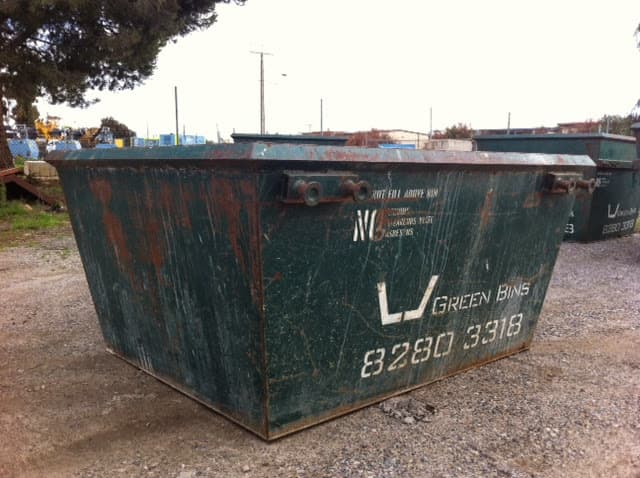 Green Skip Bins Adelaide rubbish removal work in Burton