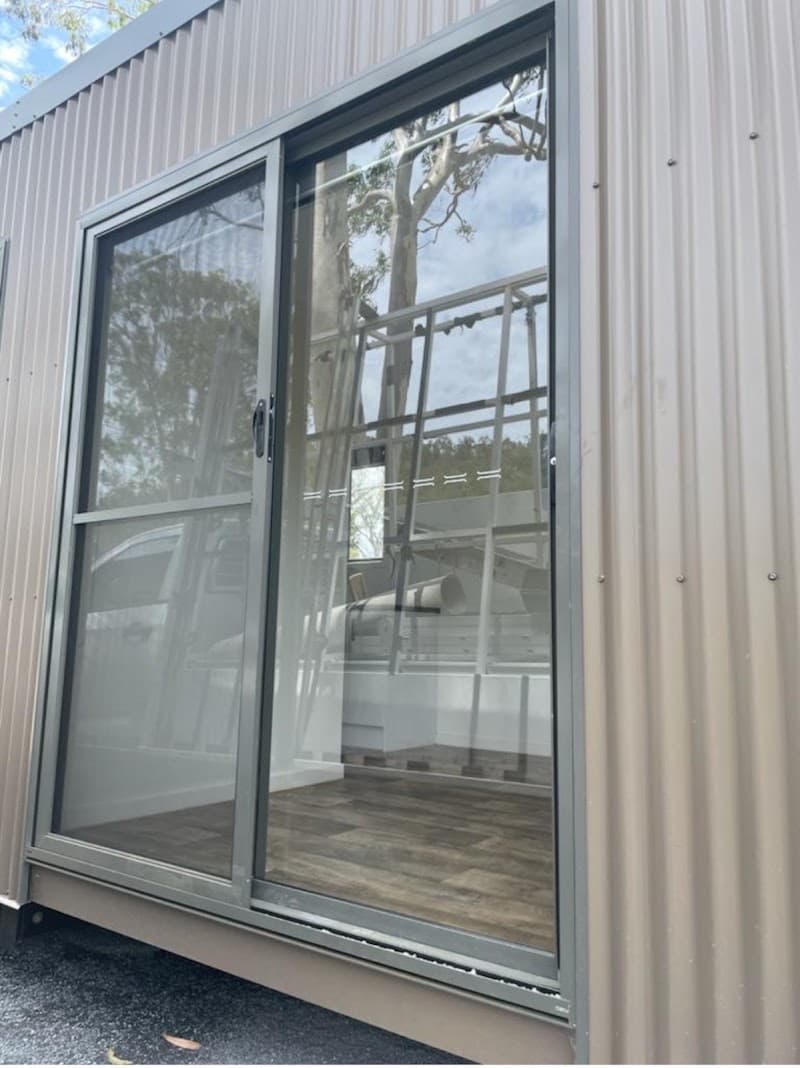 Greenbank D A & T A Glass & Aluminium glass & glazier work in Park Avenue