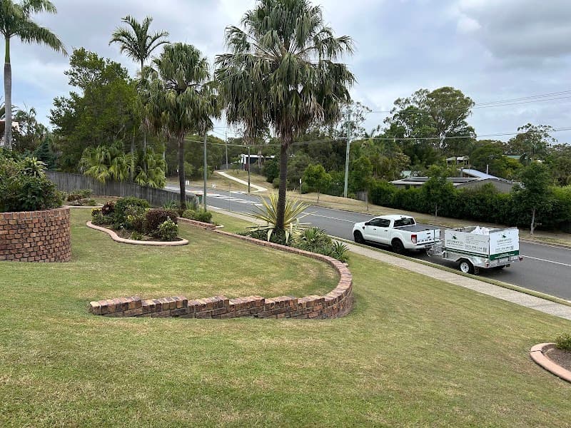 Greenwood Gardens and Mowing lawn care work in Alexandra Hills