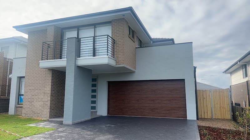 Greenys Garage Doors garage doors work in Heatherbrae