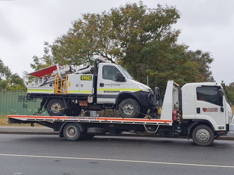 Grizzly's Towing & Freight removalist work in Wandal