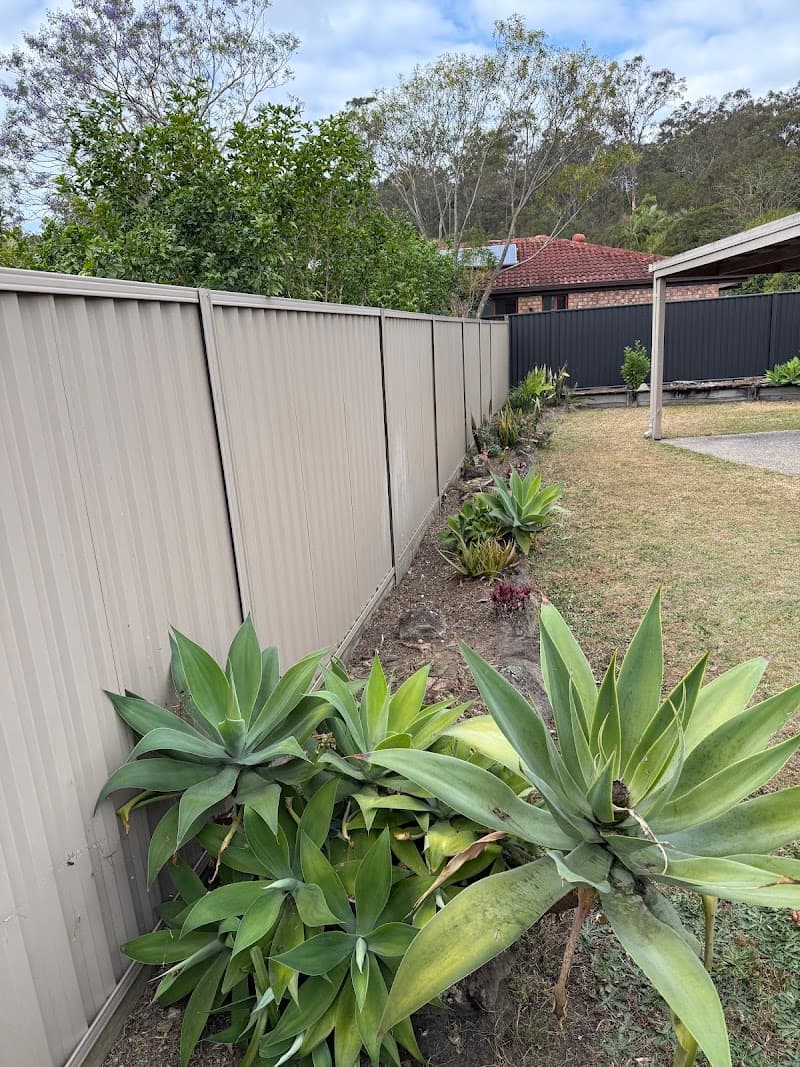 Growth Lawn and Garden gardening work in Parkwood