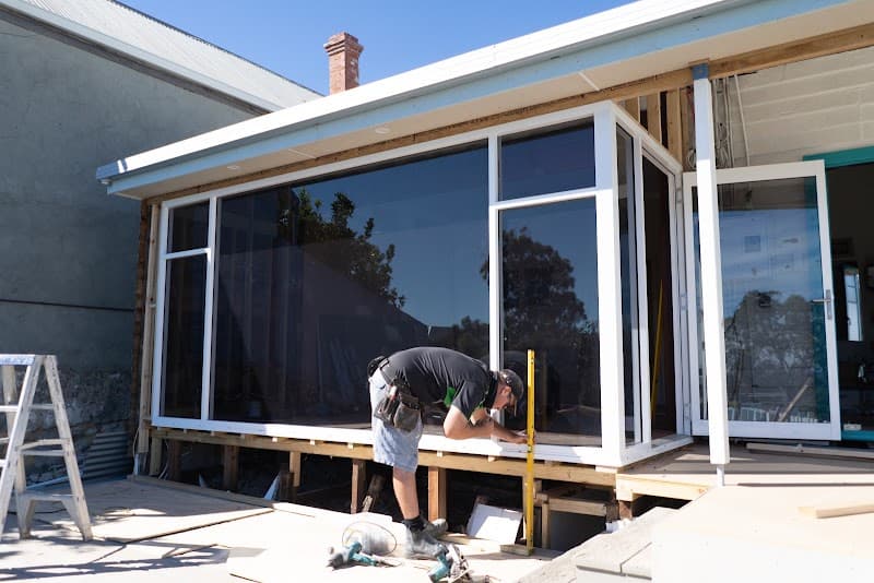 GT Glass glass & glazier work in Greenfields