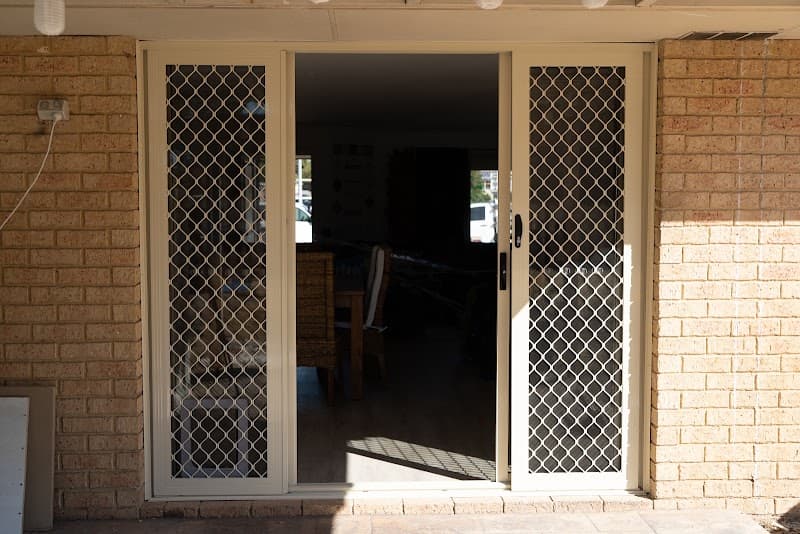 GT Glass glass & glazier work in Greenfields