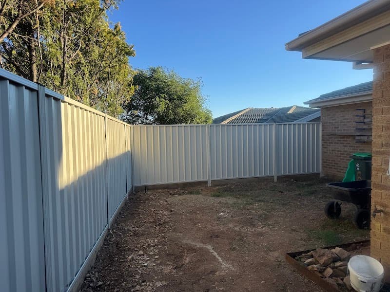 Guardian fencing fencing work in Fadden