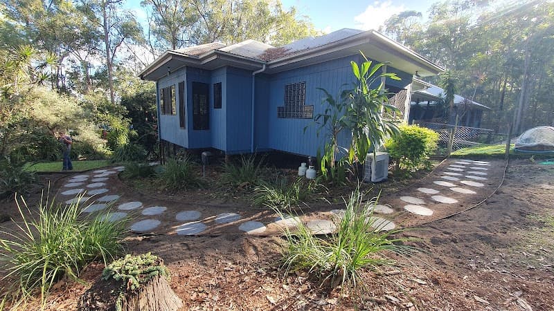 Guardians Garden and Tree Care gardening work in Carbrook