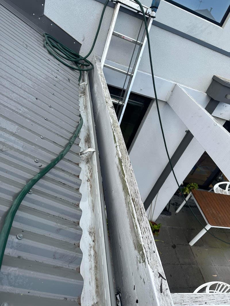 Gutter Cleaning Ballarat gutter cleaning work in Ballarat Central