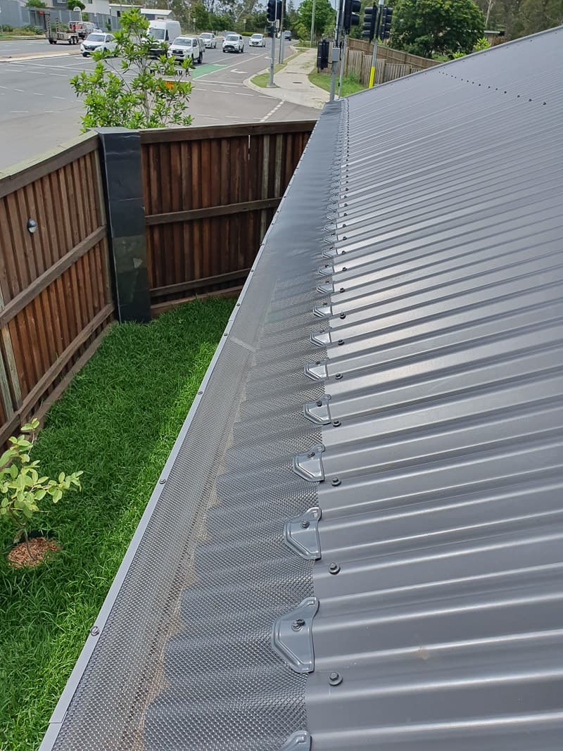 Gutter Cleaning QLD gutter cleaning work in Brisbane City