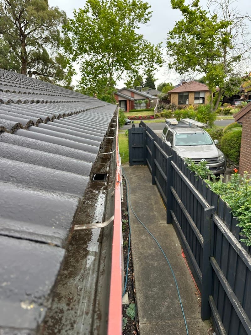 Gutter Pro Melbourne gutter cleaning work in Warrandyte South