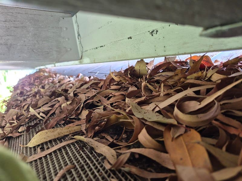 Gutter Savvy Gutter Cleaning gutter cleaning work in Toowong