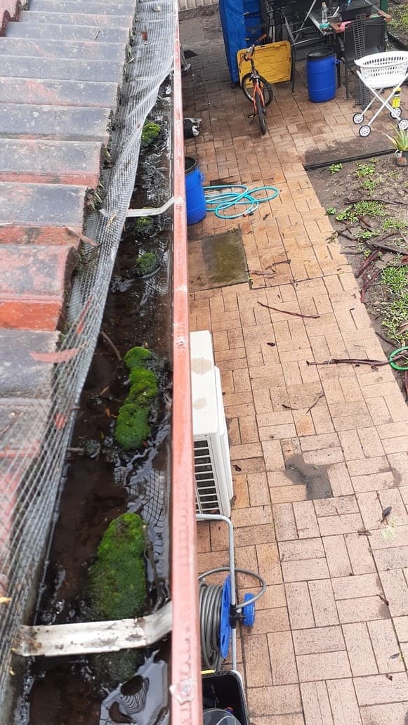 Gutter-Vac Penrith gutter cleaning work in Erskine Park