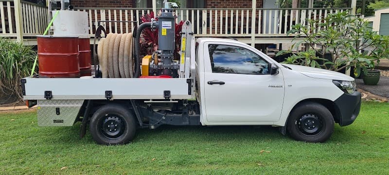 Gutters Blocked gutter cleaning work in Upper Coomera