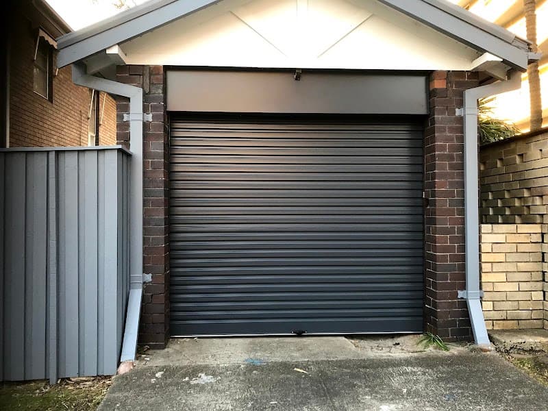 Halco Garage Doors garage doors work in Brookvale
