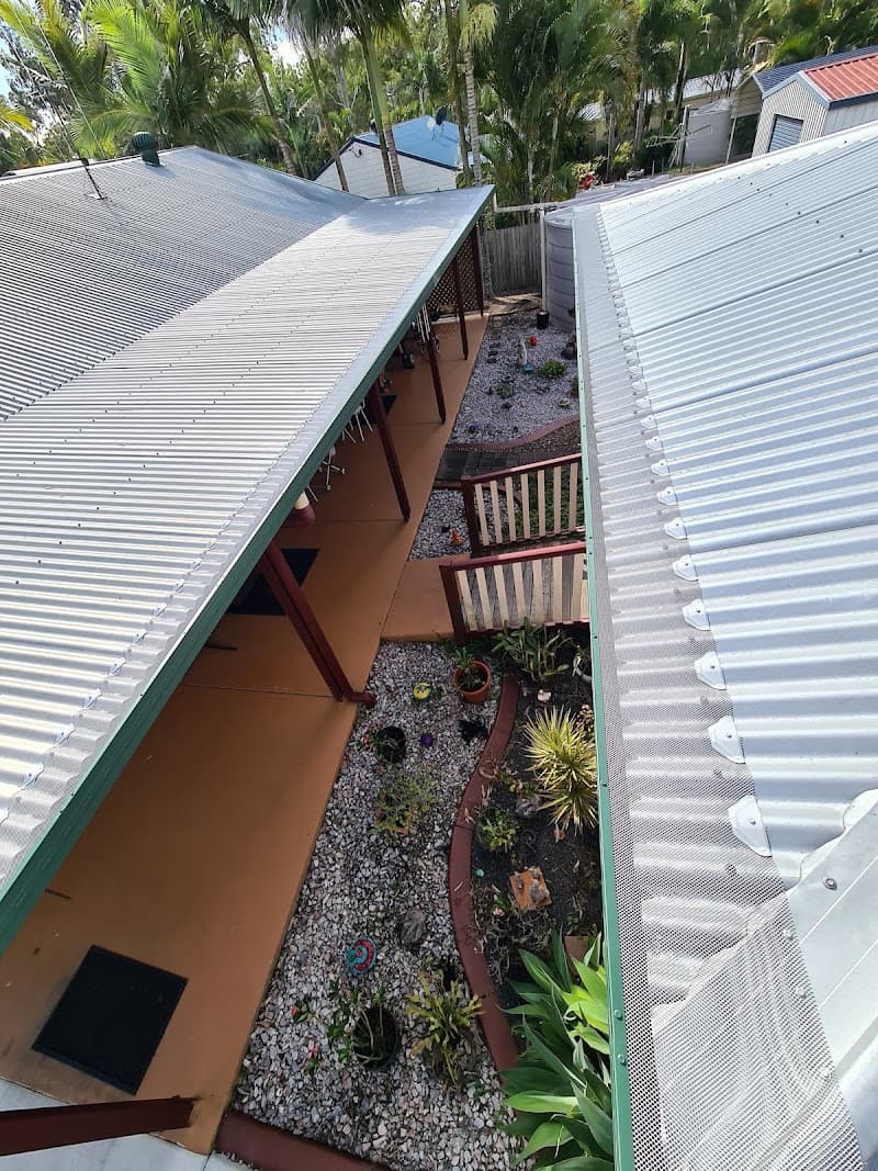 H&B Gutter Cover gutter cleaning work in Kawungan