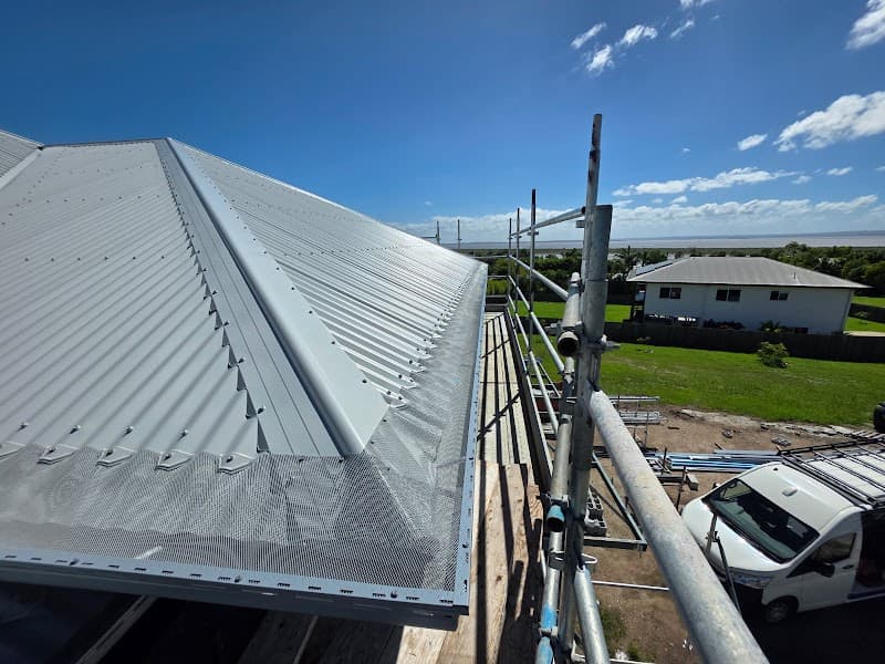 H&B Gutter Cover gutter cleaning work in Kawungan