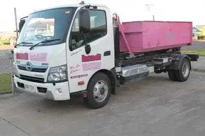 Handi Skips rubbish removal work in Bohle