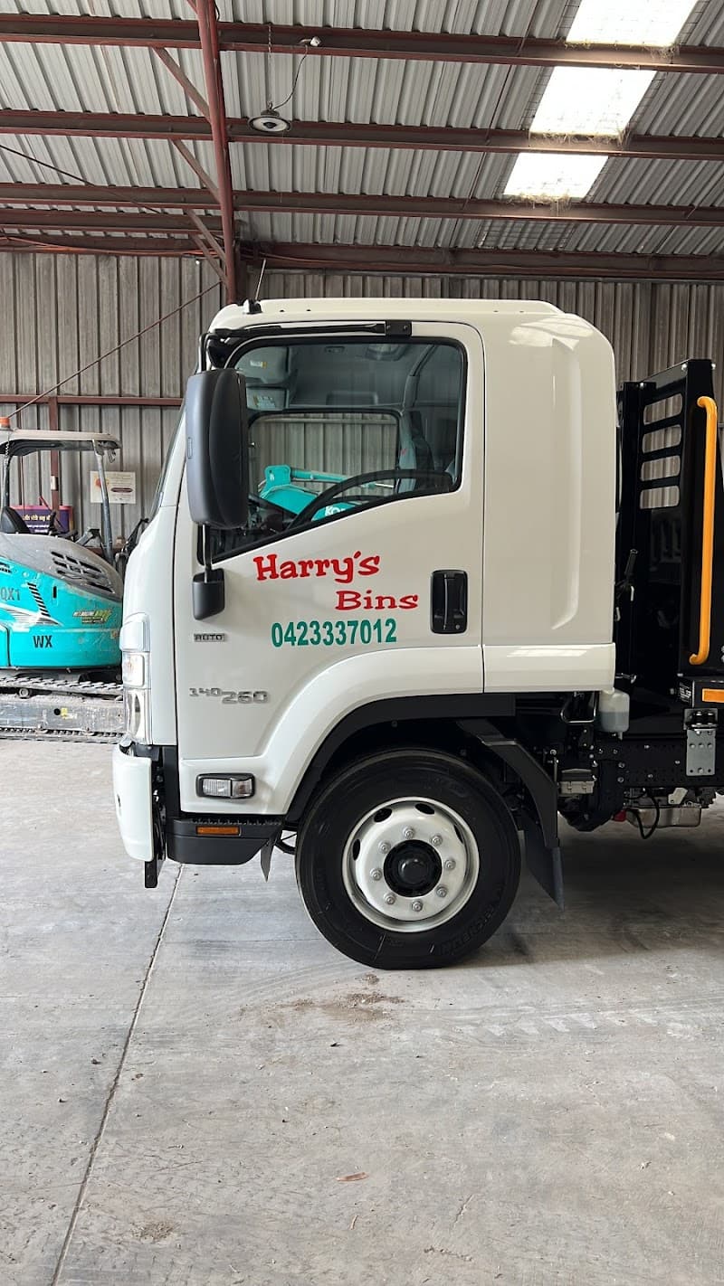 Harry's Bins Geelong - Local Skip Bins Hire Geelong rubbish removal work in Highton