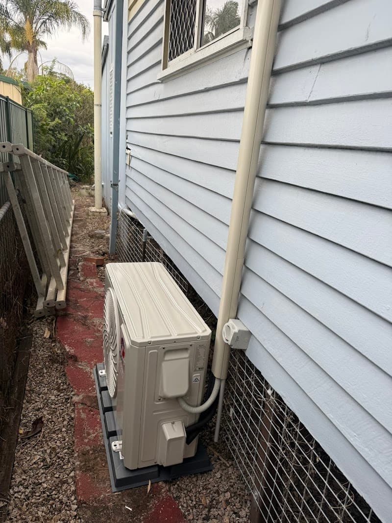 Hart Air and Refrigeration air conditioning work in Deception Bay