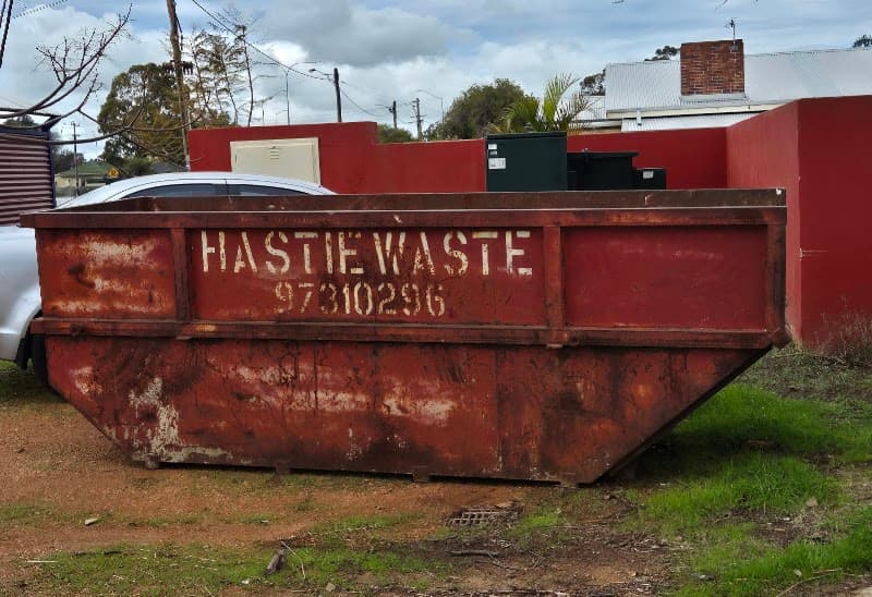 Hastie Waste rubbish removal work in Picton East