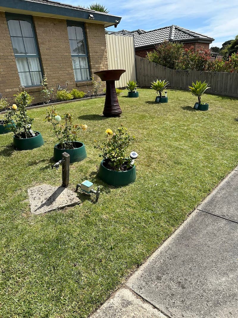 Hawkeye Mowing services lawn care work in Frankston