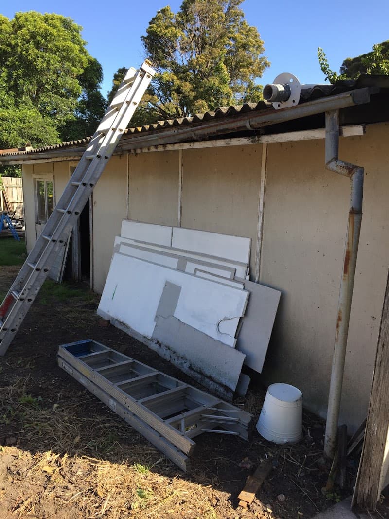 Hazaway Asbestos Removal asbestos removal work in Keysborough