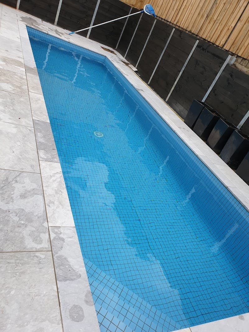 Healthy Pools pool maintenance work in Doveton