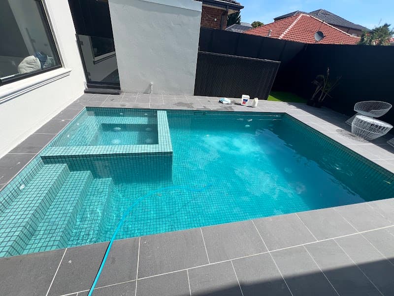 Healthy Pools pool maintenance work in Doveton