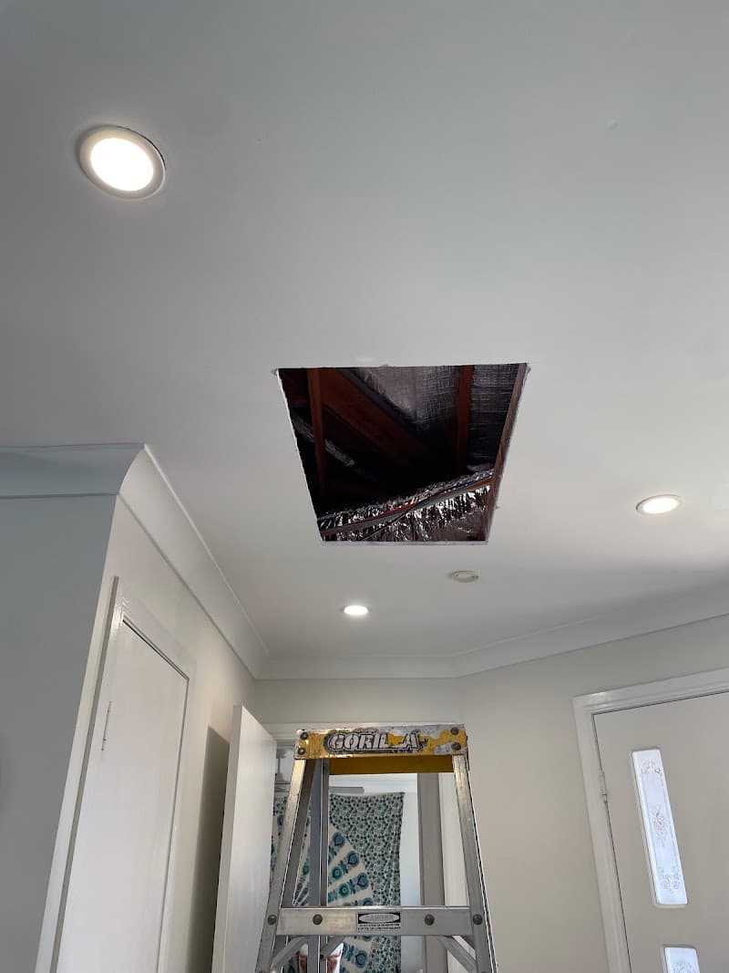 Hello Breeze Air & Electrical air conditioning work in Capalaba