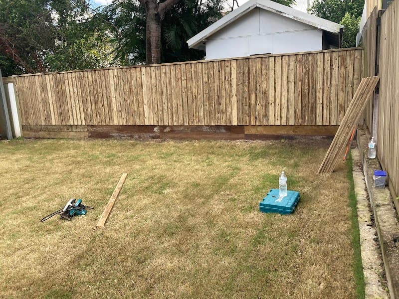 Hernsley Fencing Services fencing work in Mitchelton