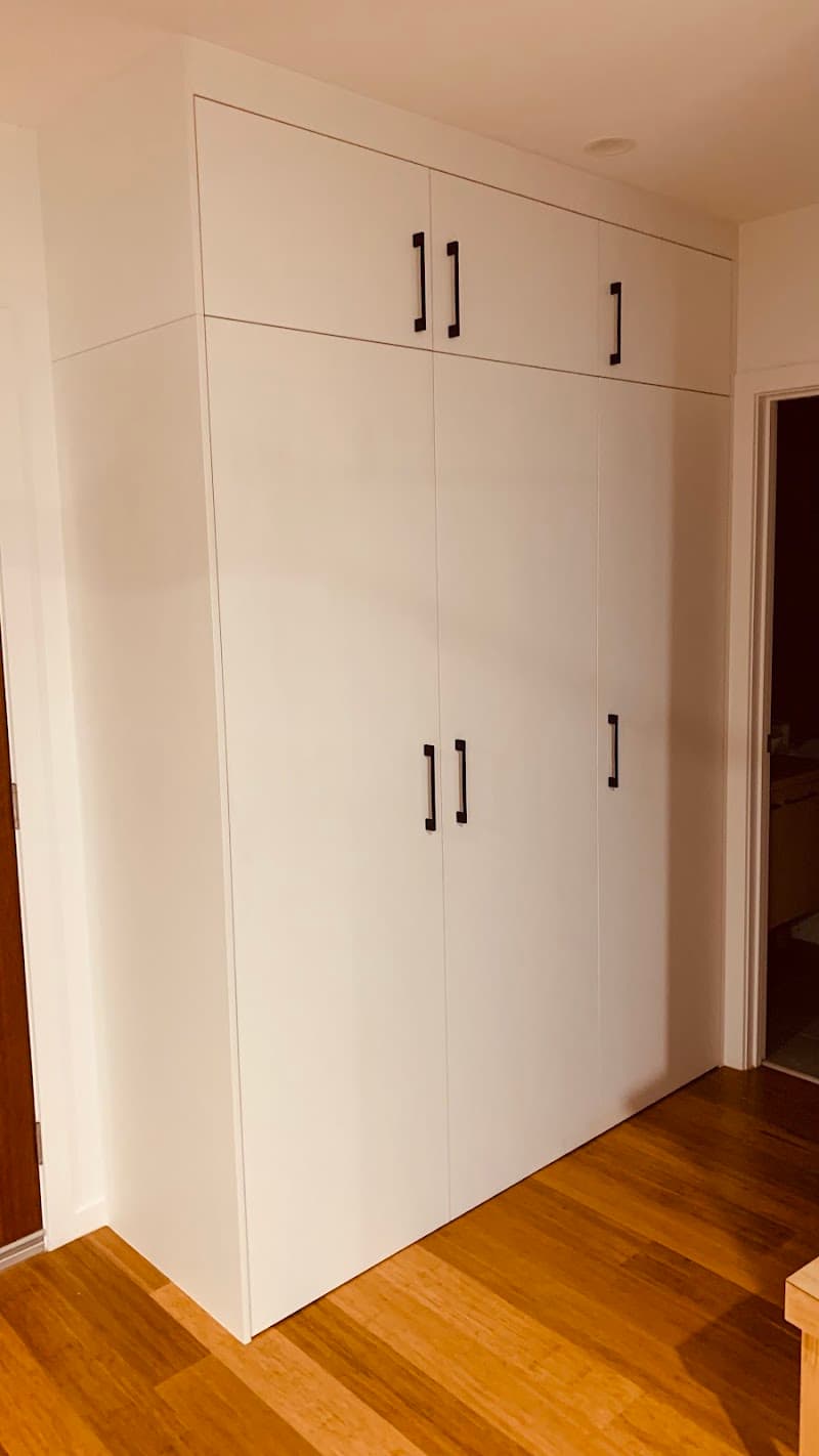 HERVEY BAY CUSTOM KITCHENS carpentry work in Urangan