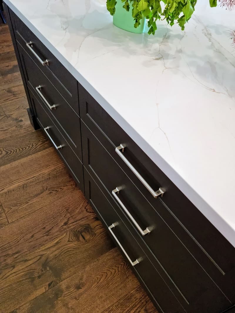 Hervey Bay Doorware kitchen renovation work in Pialba