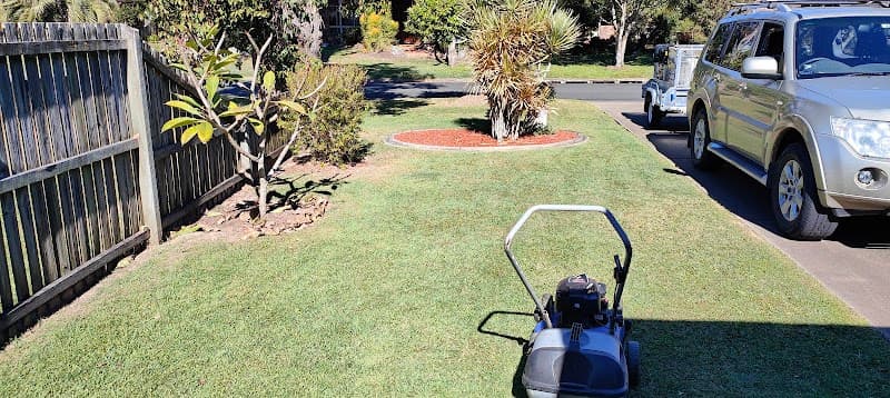 Hervey Bay Lawnmowing gardening work in Kawungan