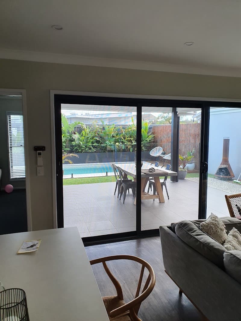 Hervey Bay Screens & Blinds - Security Screens Blinds & Shutters curtains & blinds work in Urangan