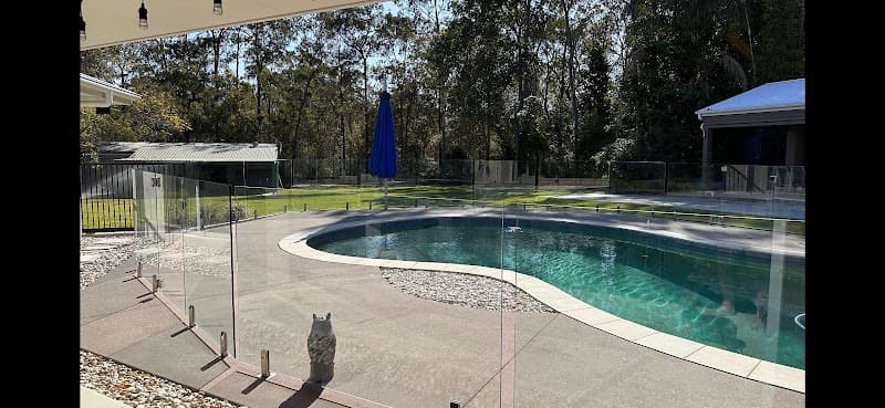 Hi-Liner Pool and Aluminium Fencing fencing work in Capalaba