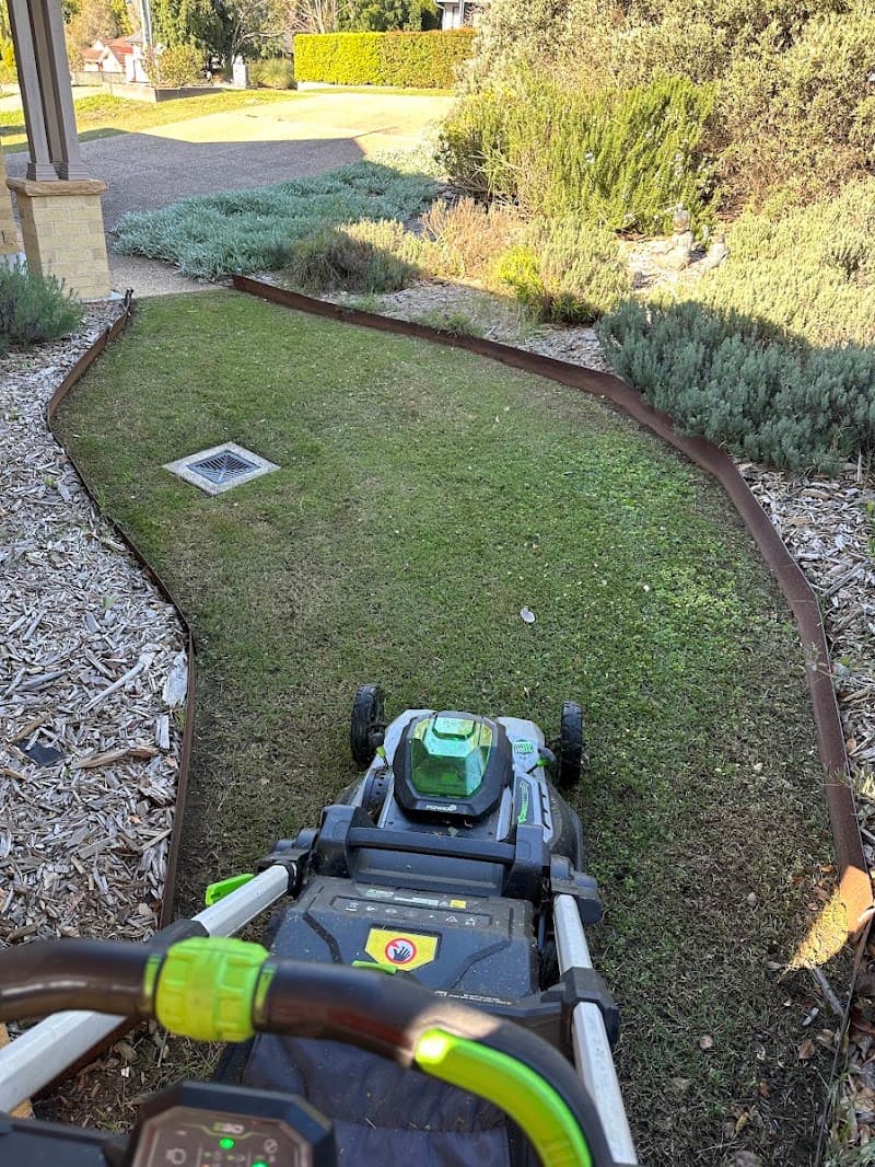 High Calibre Lawn Care- Maitland and Surrounds lawn care work in Rutherford