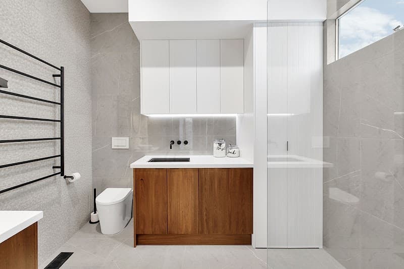 High Level Renovations bathroom renovation work in Frankston South