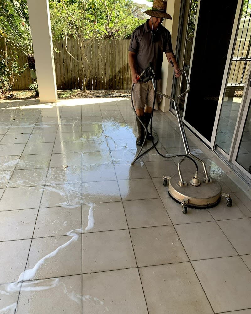 High Pressure Cleaning Gold Coast pressure washing work in Maudsland