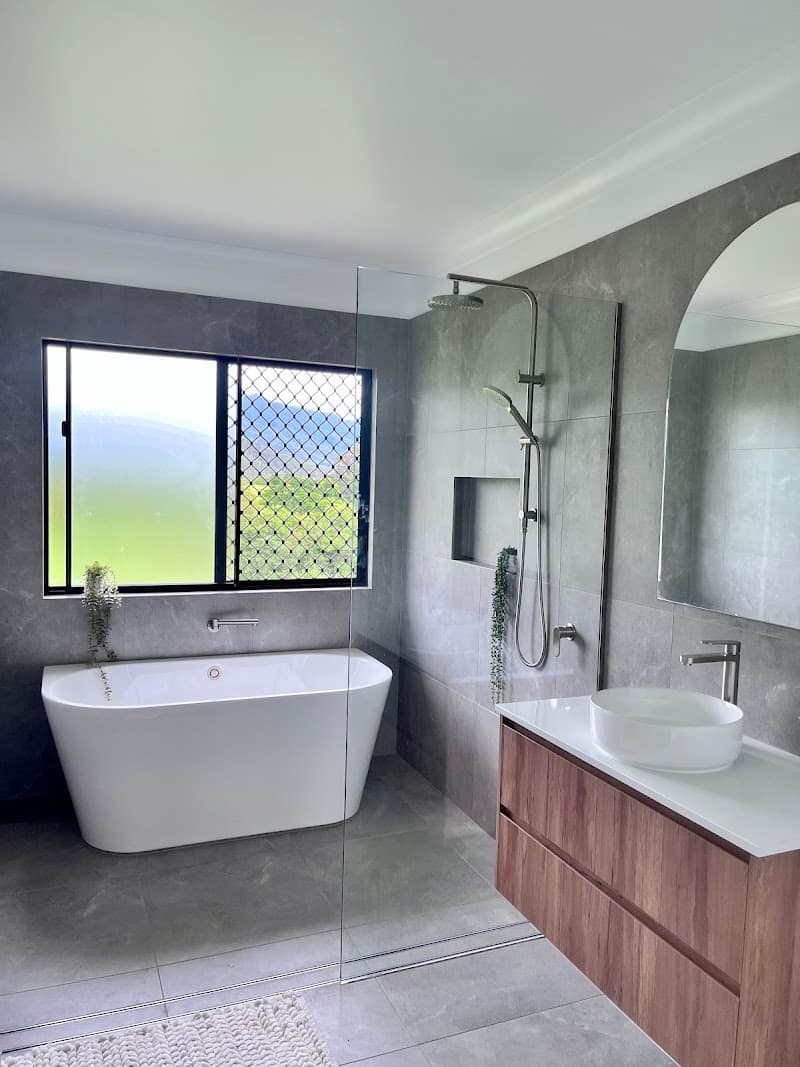 Hiles Construction bathroom renovation work in Bungalow