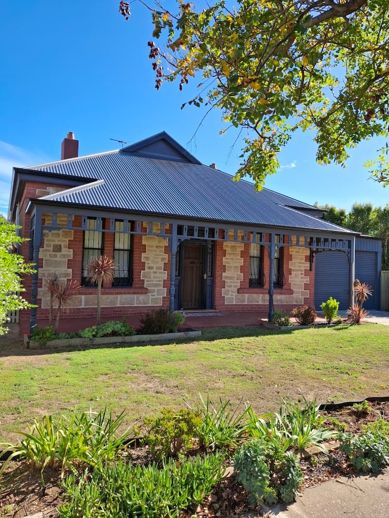 Hindmarsh Roofing roofing work in Woodville