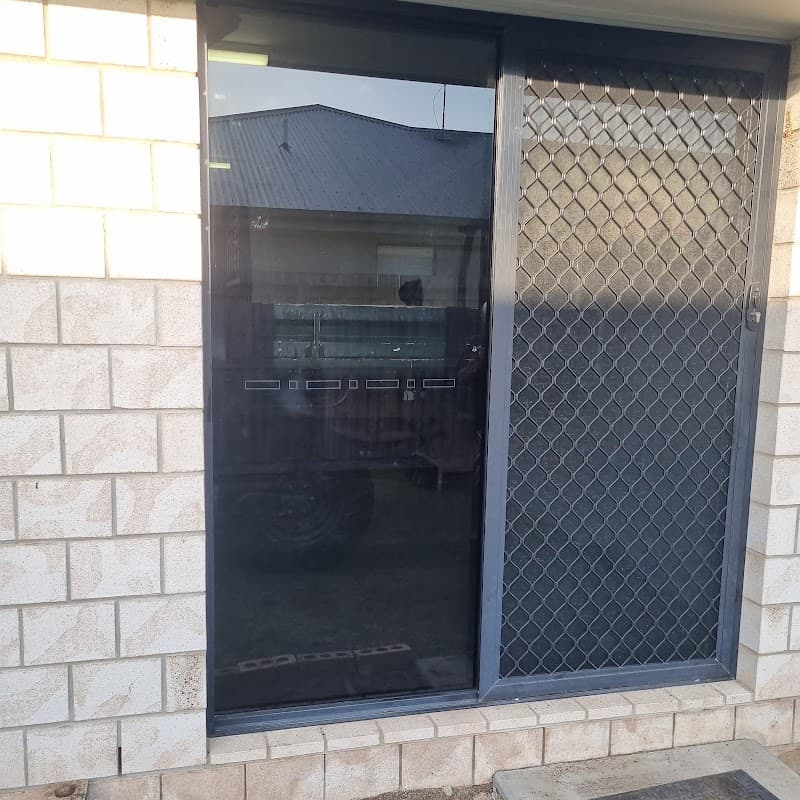 HIVIZ GLASS glass & glazier work in Bucasia