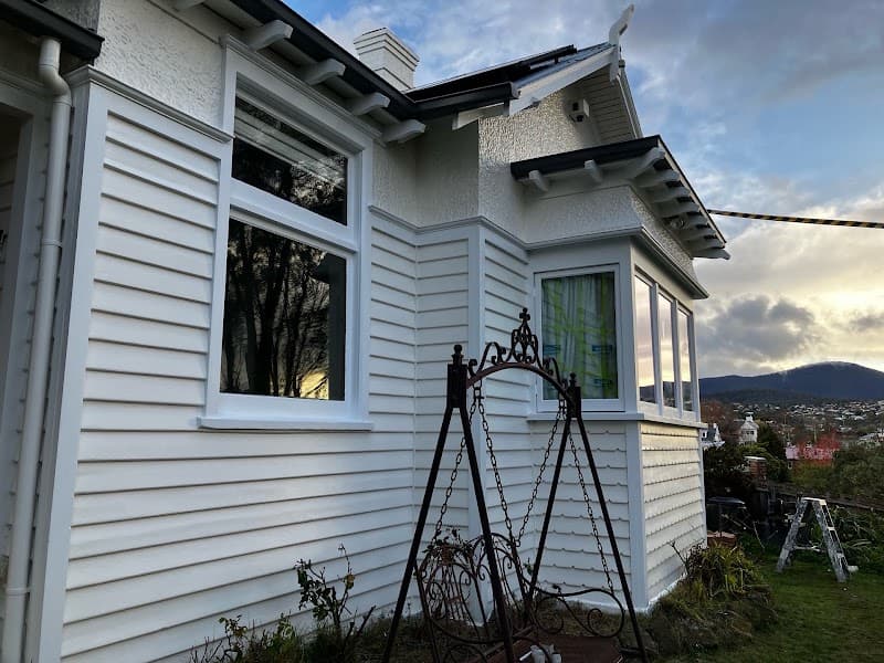 Hobart House Painter Pty Ltd (HHP) painter work in Hobart